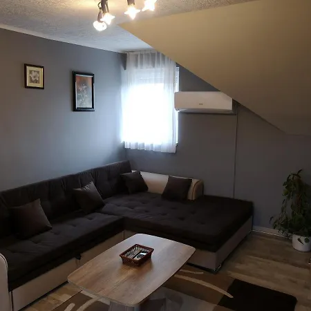 Beni Haus Apartamento Balatongyörök